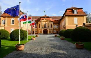 A V4-találkozó helyszíne (Štiřín)